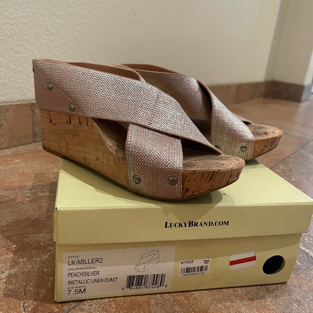 Lucky Brand Peach/Silver Metallic Linen Wedge Sandals